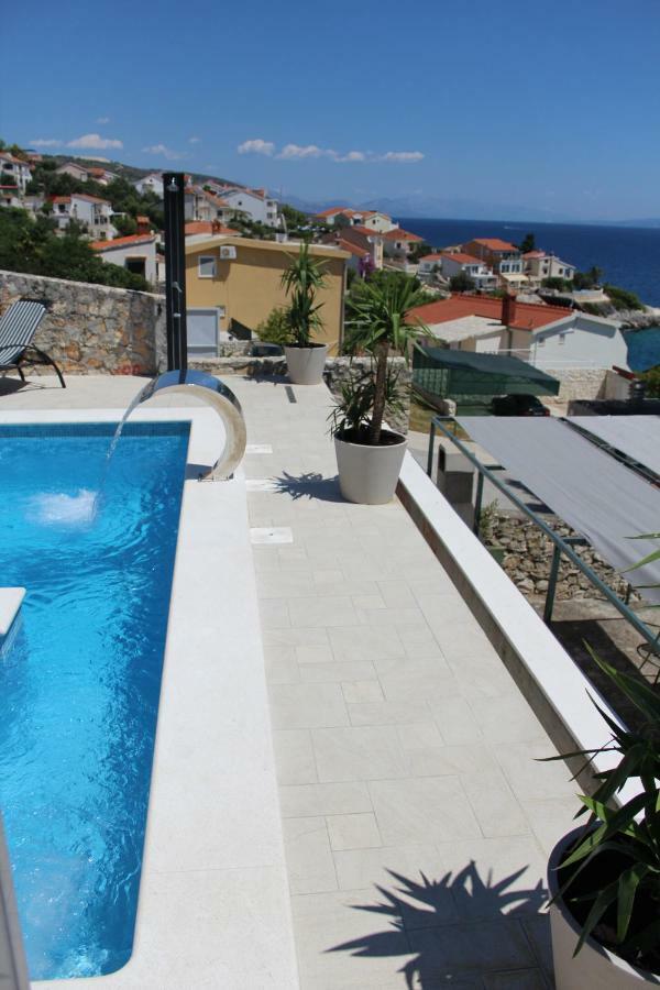 Villa Omazic Traù Esterno foto
