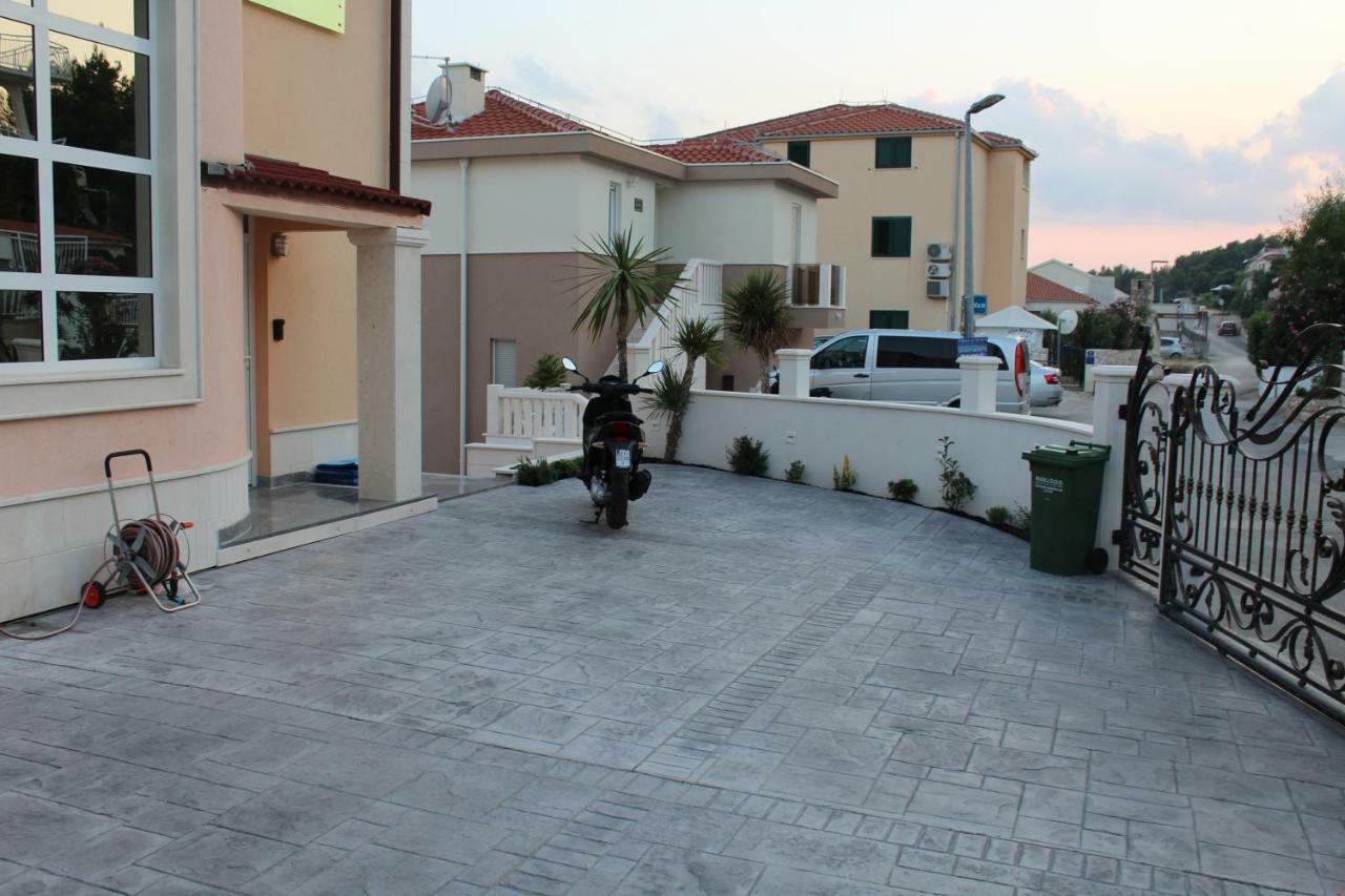 Villa Omazic Traù Esterno foto